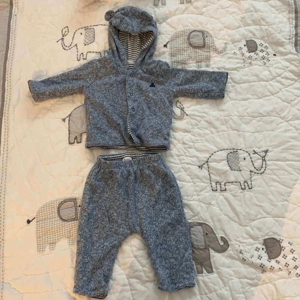 Baby Gap sweat suit